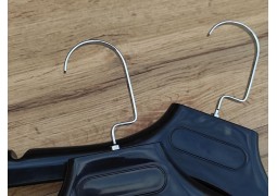 Плечики з шир. плечем (глянцева з протектором) 39х3,5см. коробка 200шт.